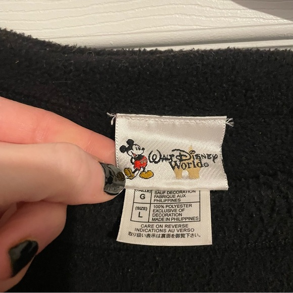 Vintage Walt Disney World Fuzzy Crewneck sweatshirt - Picture 3 of 5